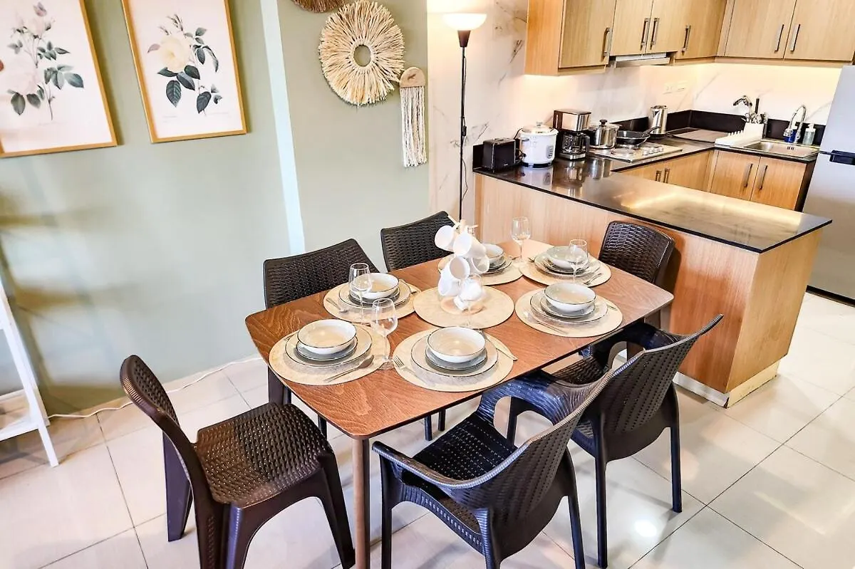 Lush 2Br 98Sqm Moa 200Mbps Netflix Xbox Printer Apartment Manila 0*,